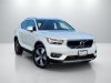 Pre-Owned 2021 Volvo XC40 T5 Momentum